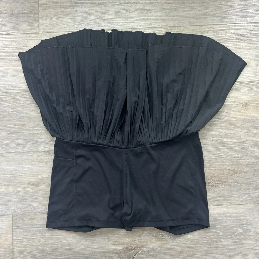 Gilly Hicks Large Black Pleated Athletic Skirt Built-In Shorts Stretch